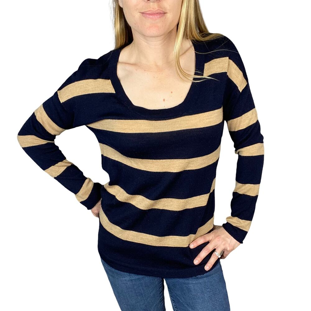 Willi Smith Extrafine Merino Wool Navy Tan Striped V-Neck Sweater Size Small